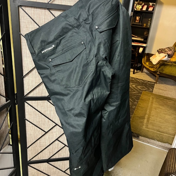 Under Armour Snow Set - Picture 6 of 7